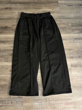 Emery Rose Women’s Black Wide Leg Dress Pants
